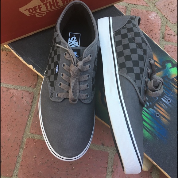 vans atwood men's checkered skate shoes
